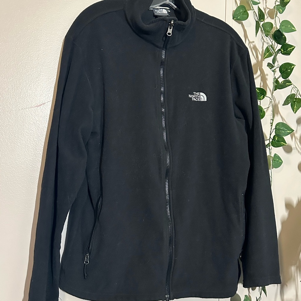 The North Face Men's Black Performance Jacket